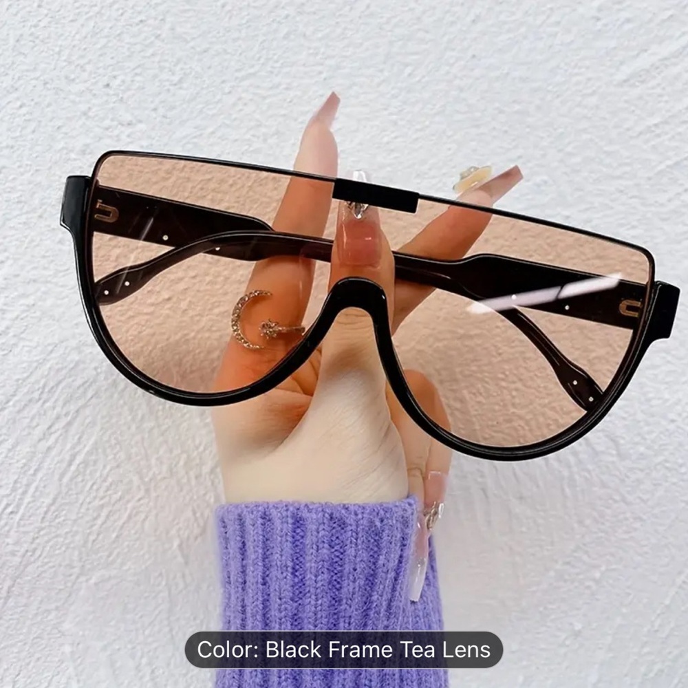 NEO Sunglasses feature the most exclusive design. Stylish, fresh and careless.